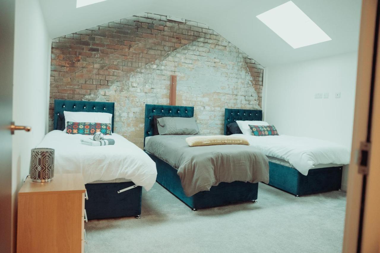 Apartment Bv Rare 3 Bedrooms At Conditioning House Bradford Perfect For Contractors Bradford (West Yorkshire)